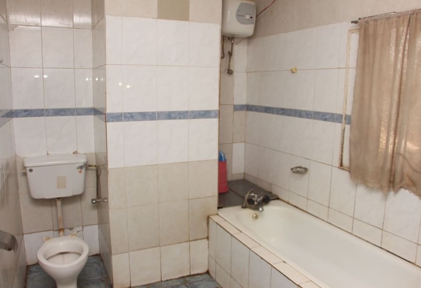 پانسیون Sapphire Guest House