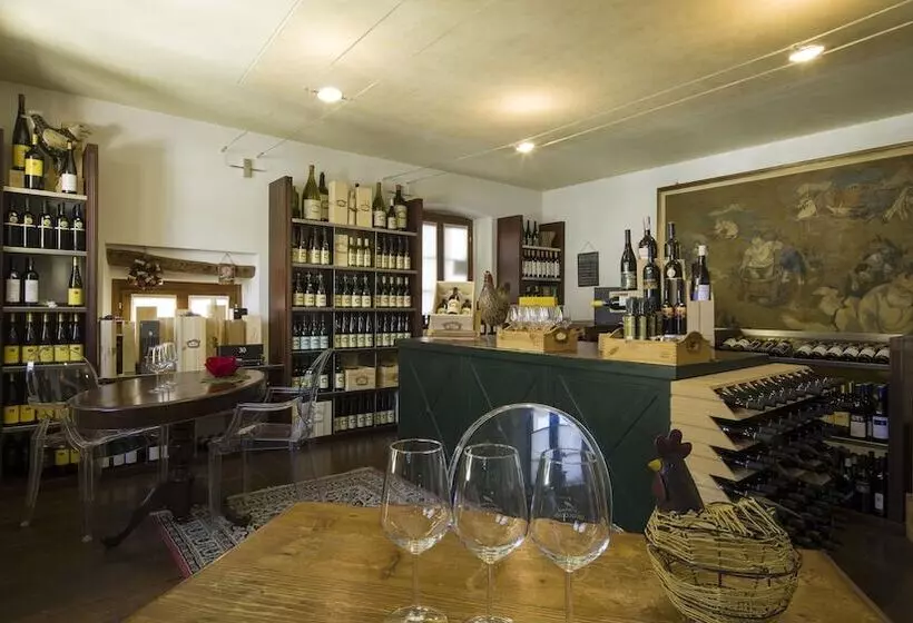 تختخواب و صبحانه Locanda Orologio