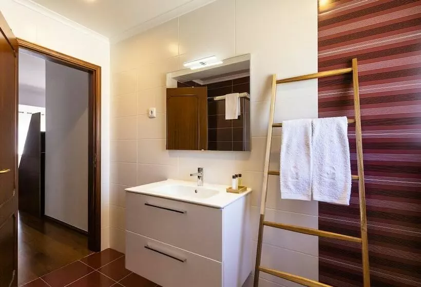 ベッドアンドブレックファースト Ohana Guesthouse Ericeira