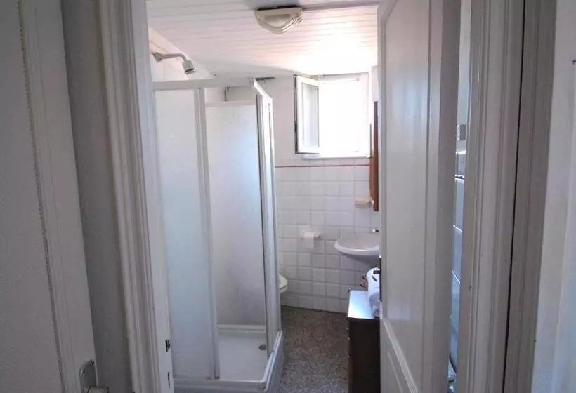 Hotelli Albergo La Vela