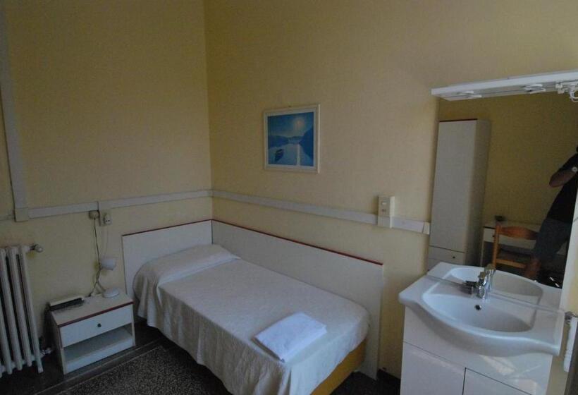 Отель Albergo La Vela