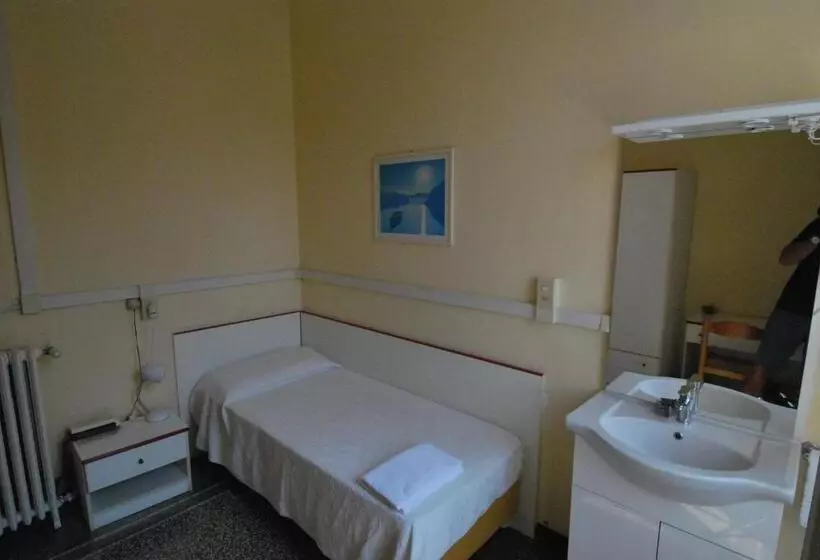 Hotelli Albergo La Vela