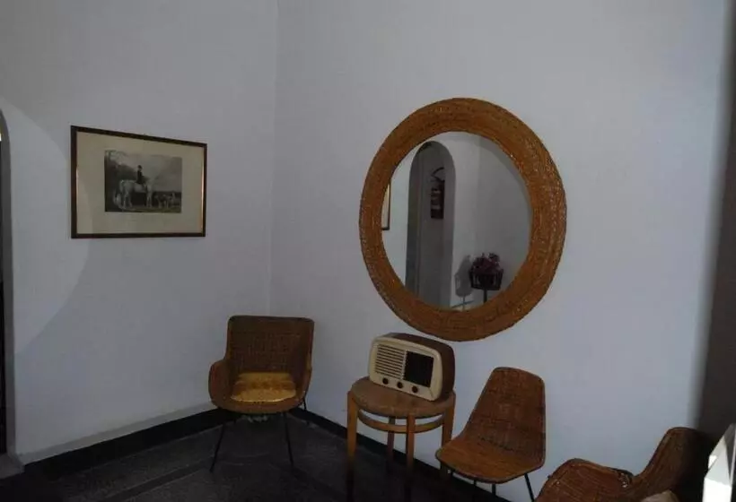 Hotelli Albergo La Vela