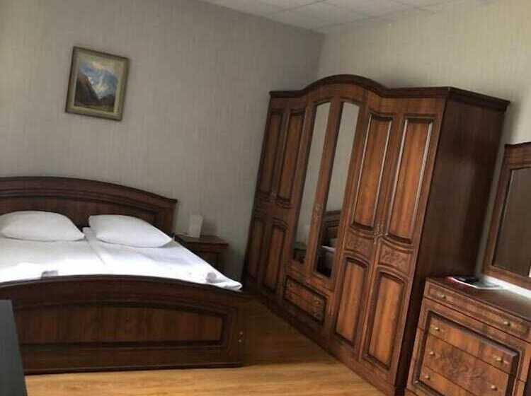 בית מלון כפרי Rodven