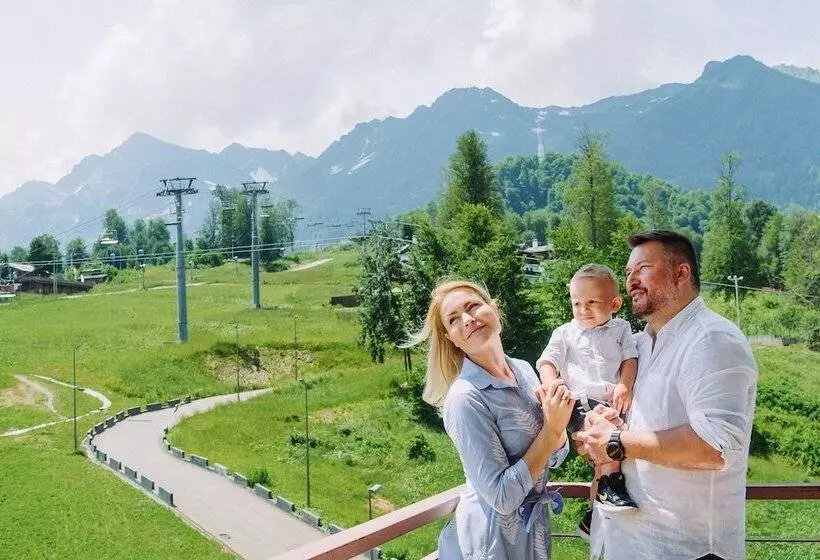 Hotelli Rosa Ski Inn