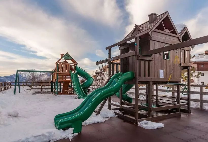 Hotelli Rosa Ski Inn