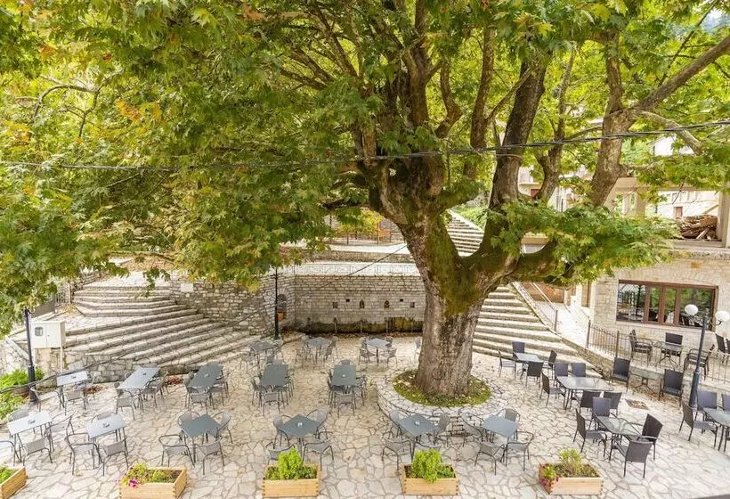 ペンション Helidona