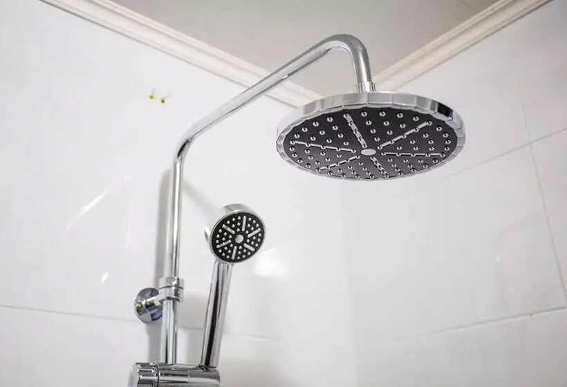 Majatalo Kyung Po Stone Valley