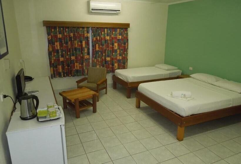 פנסיון Taklam Lodge