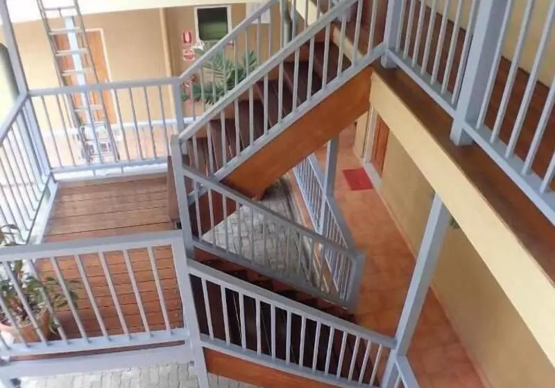 Majatalo Taklam Lodge