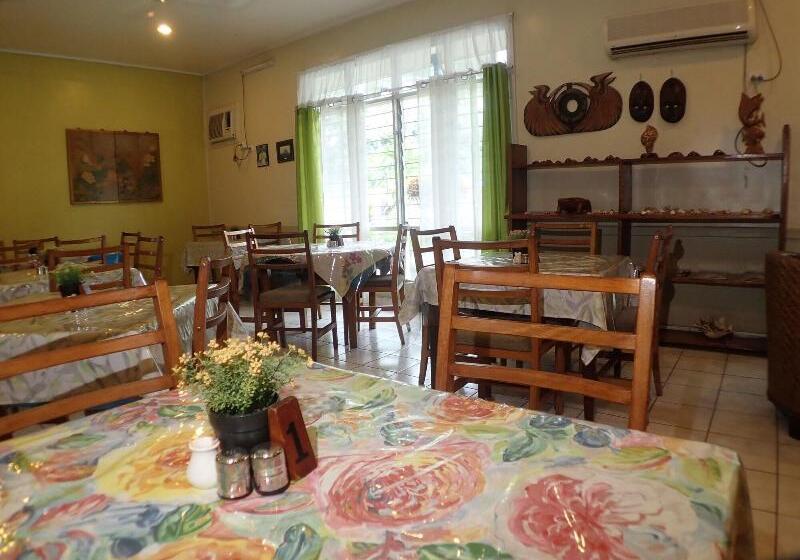 פנסיון Taklam Lodge