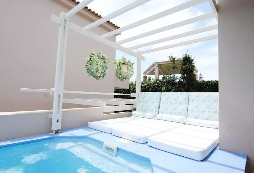 Pentathlon Villas