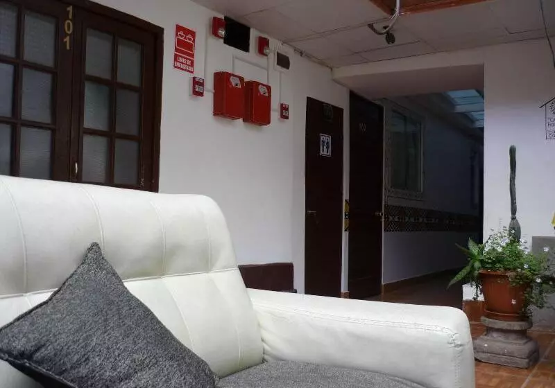 هاستل Casa Inn Hostal