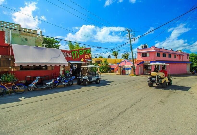 Casa Nueva Esperanza   Downstairs