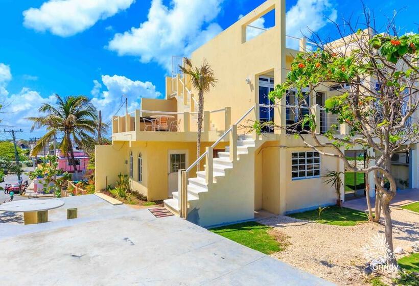 Casa Nueva Esperanza   Downstairs