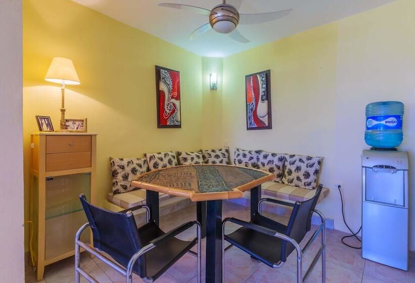 Casa Nueva Esperanza   Downstairs