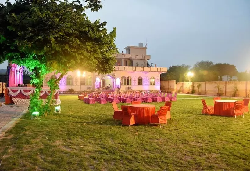 Anand Mahal By Tuma Hotels