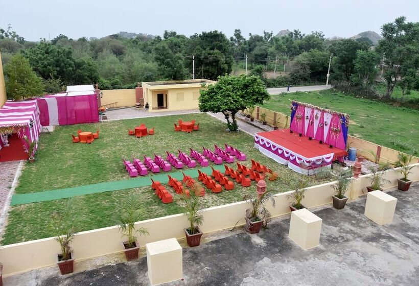 Anand Mahal By Tuma Hotels