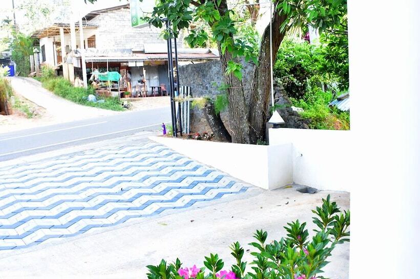 Отель Ella, Nine Arch Holiday Resort