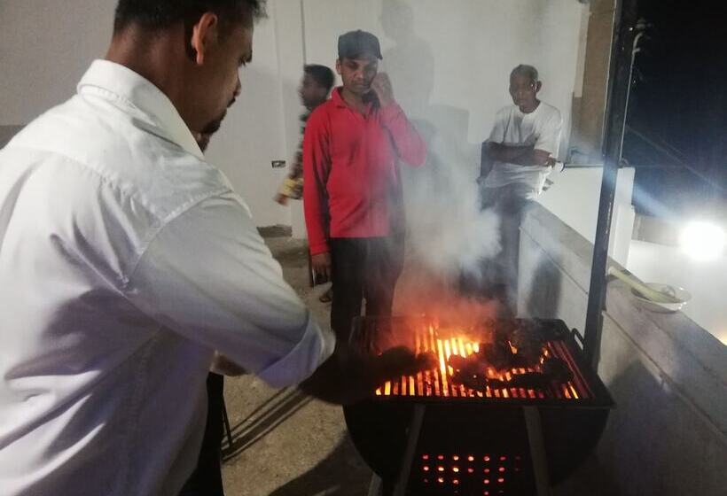 Отель Ella, Nine Arch Holiday Resort