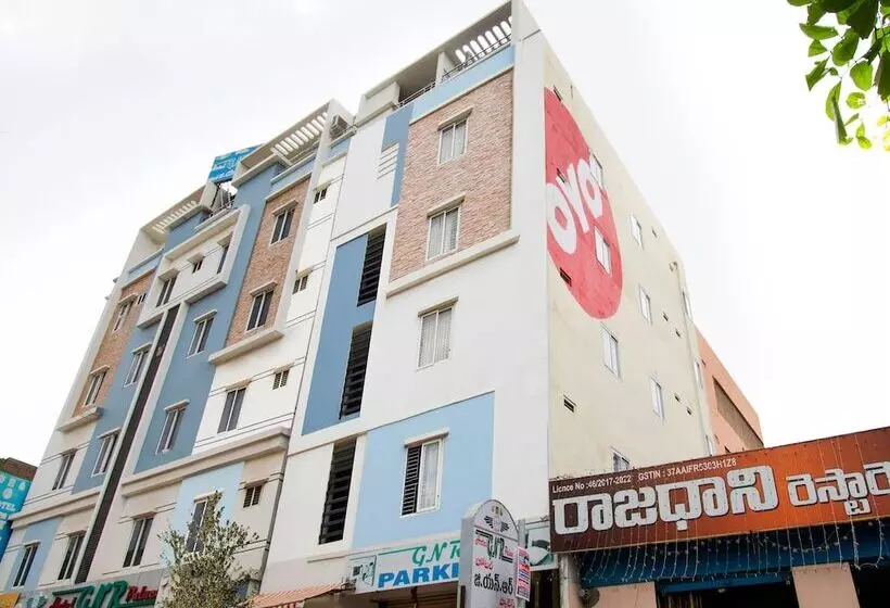 ホテル Gnr Palace