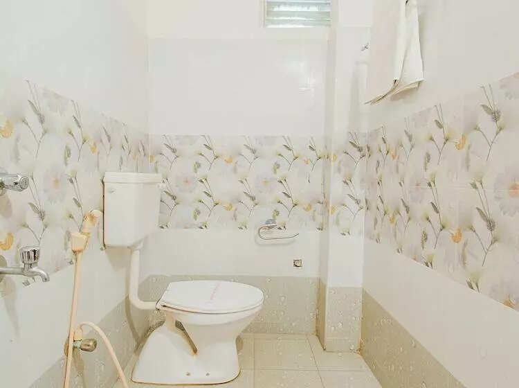 ホテル Gnr Palace