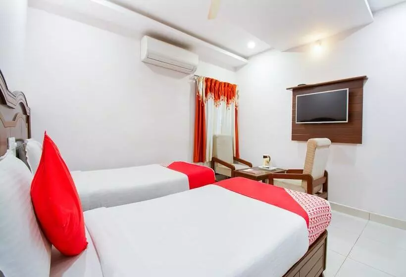 ホテル Gnr Palace