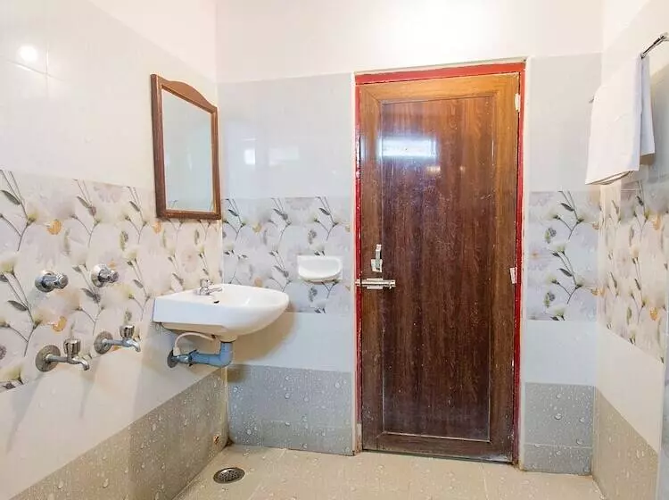 ホテル Gnr Palace