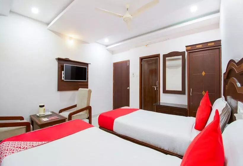 ホテル Gnr Palace