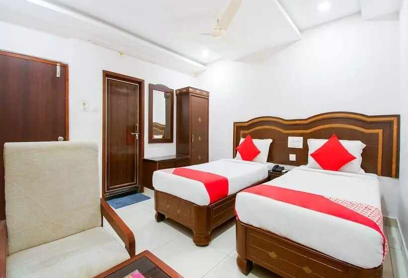 ホテル Gnr Palace