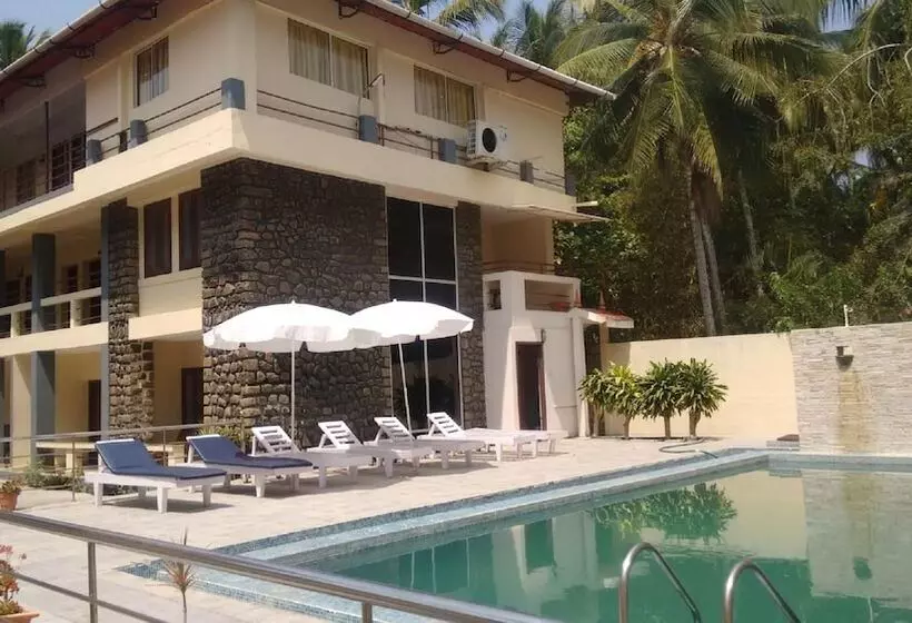 ホテル New Kovalam Beach