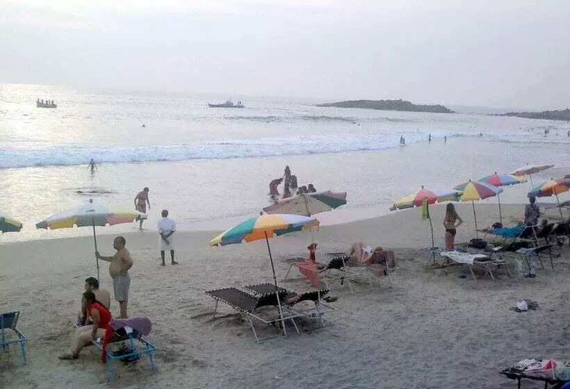 ホテル New Kovalam Beach