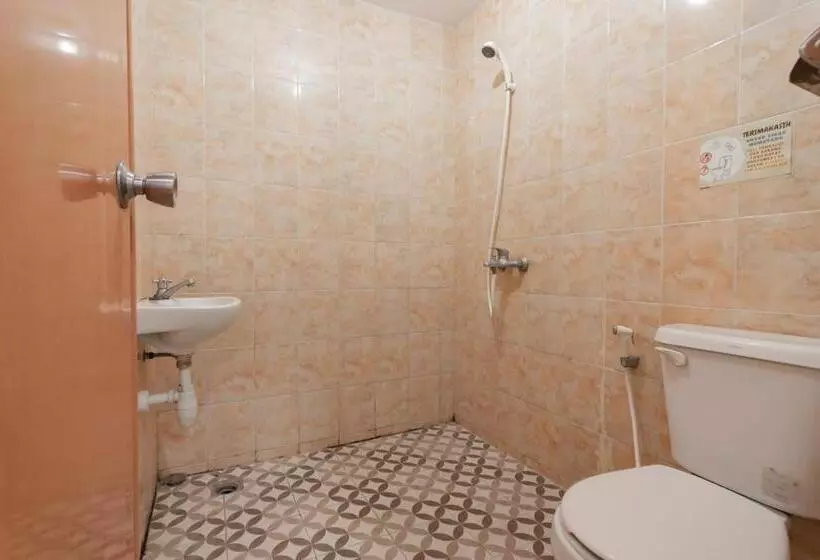 ホテル Reddoorz Syariah Near Regol Park Bandung