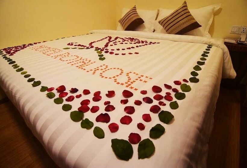 هتل Royal Rose
