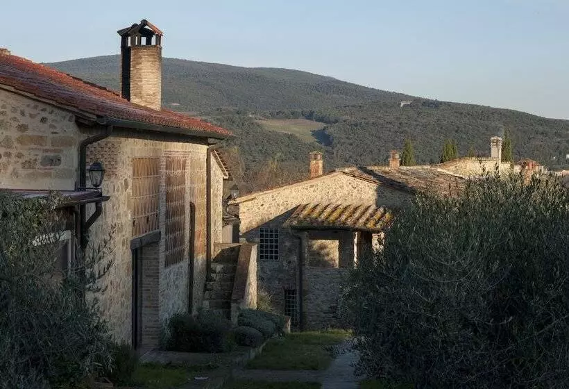 Maaseutuhotelli Tenuta Decimo   Il Borgo Di Mariano