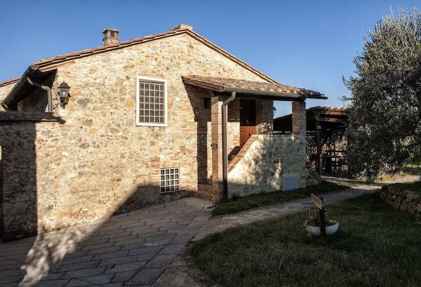 田舎風ホテル Tenuta Decimo Il Borgo Di Mariano