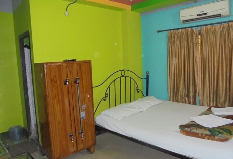 پانسیون Sheelas Guest House & Restaurant