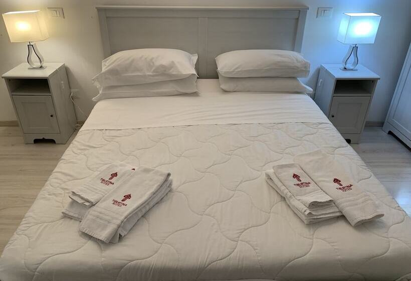 پانسیون Tiburtina Suites, Roma