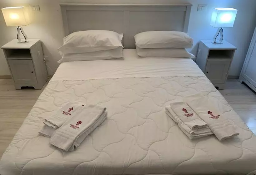 پانسیون Tiburtina Suites, Roma