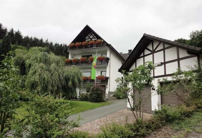 ペンション Haus Volkesbach