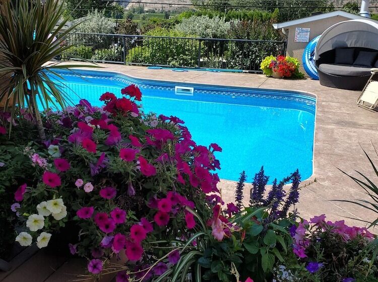 Uncorked Bed & Breakfast