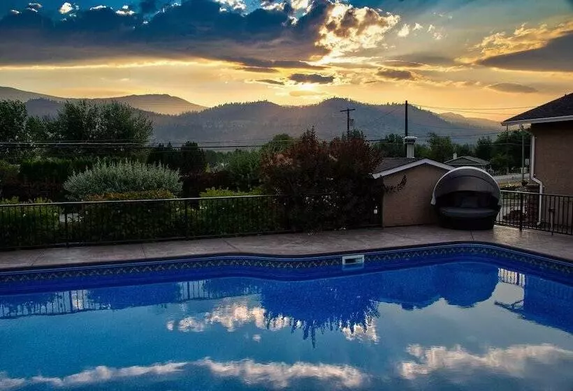 Uncorked Bed & Breakfast