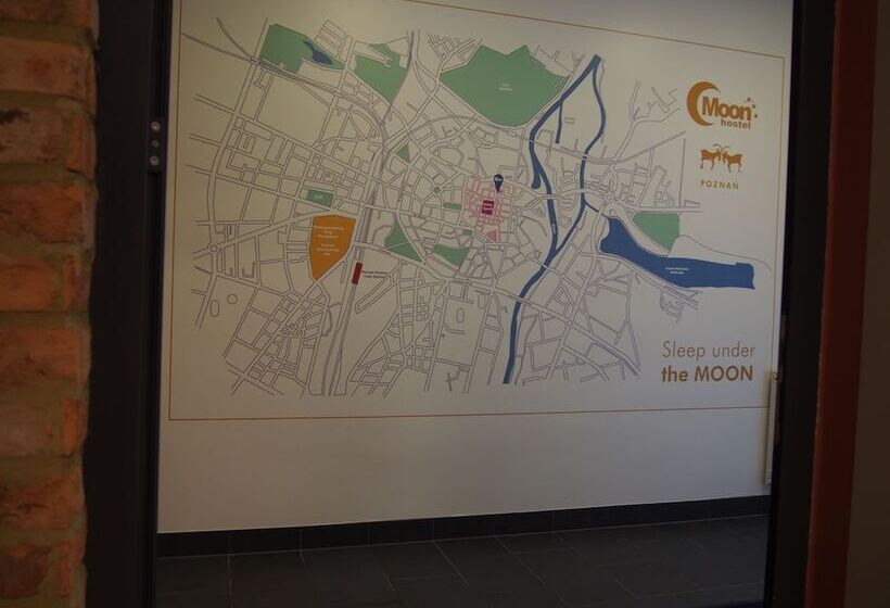 Moon Hostel Poznań