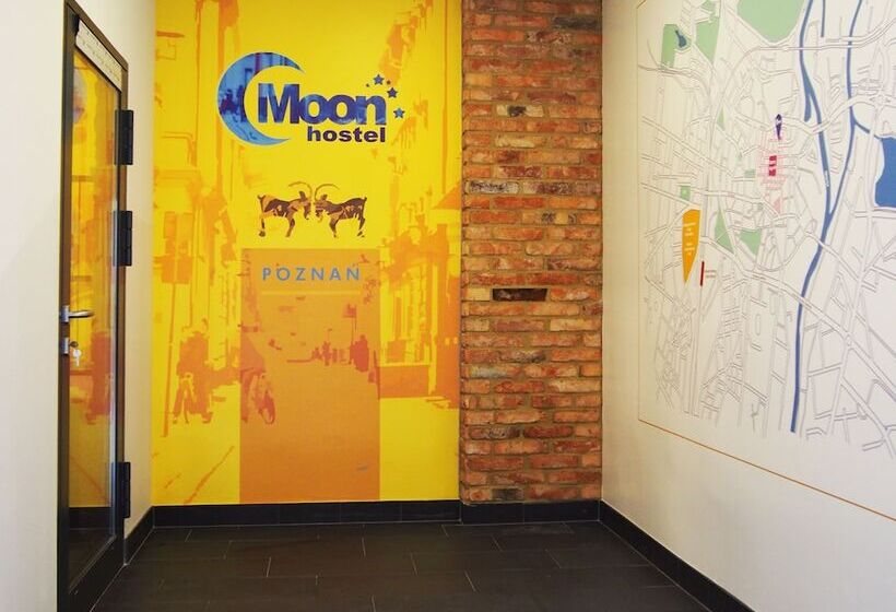 Moon Hostel Poznań
