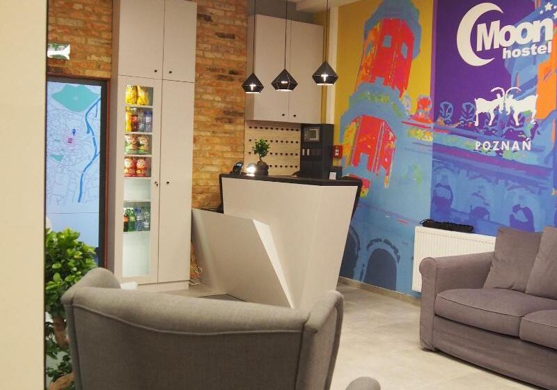 Moon Hostel Poznań