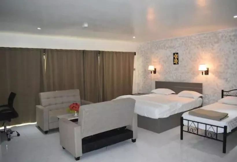 Galaxy Hotels & Apartments