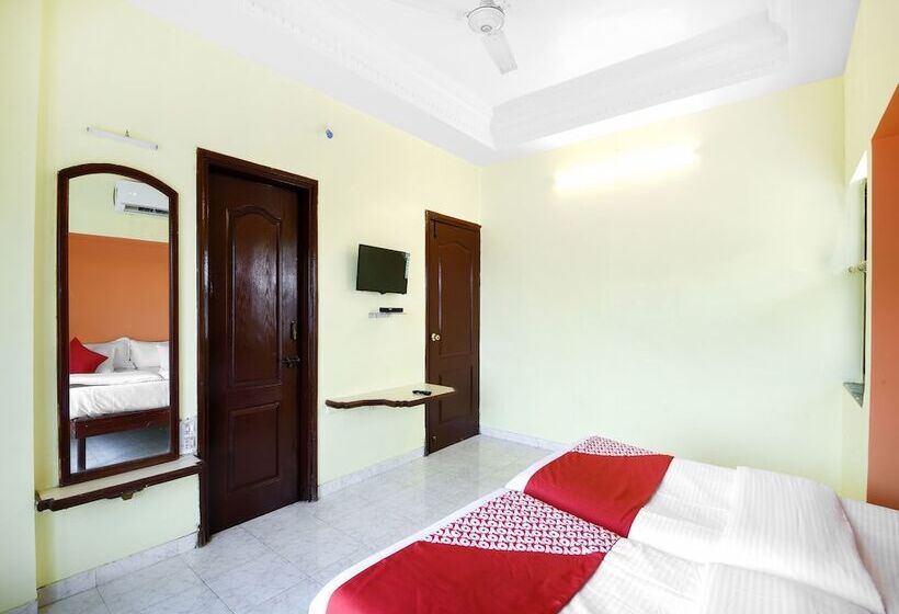 בית מלון כפרי Kala Laxmi Executive By Oyo Rooms