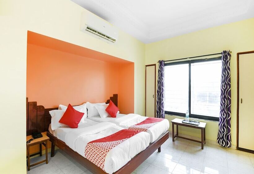 בית מלון כפרי Kala Laxmi Executive By Oyo Rooms