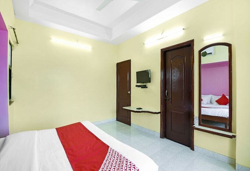 בית מלון כפרי Kala Laxmi Executive By Oyo Rooms