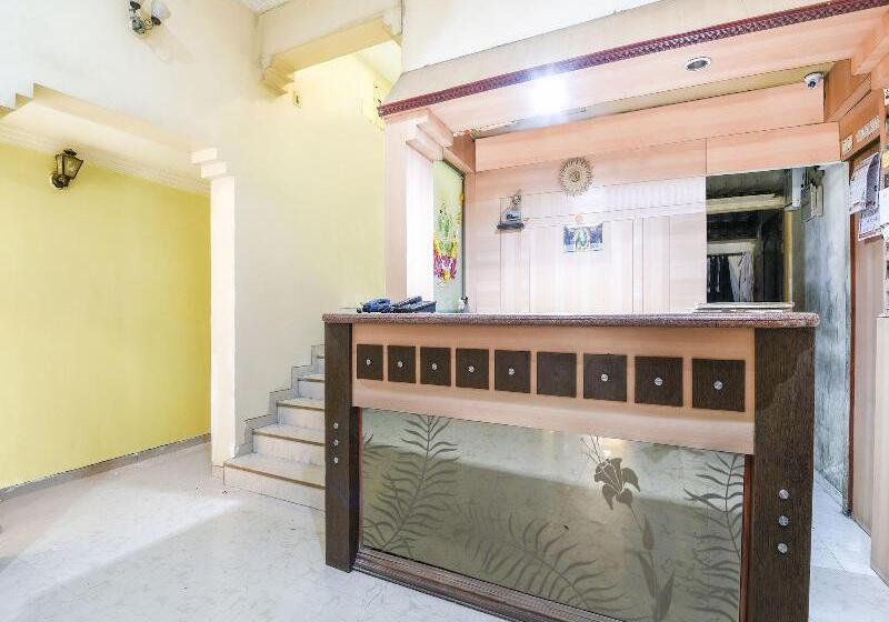 בית מלון כפרי Kala Laxmi Executive By Oyo Rooms